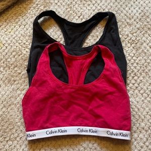 🆕 Calvin Klein unlined sports bra red and black two pack